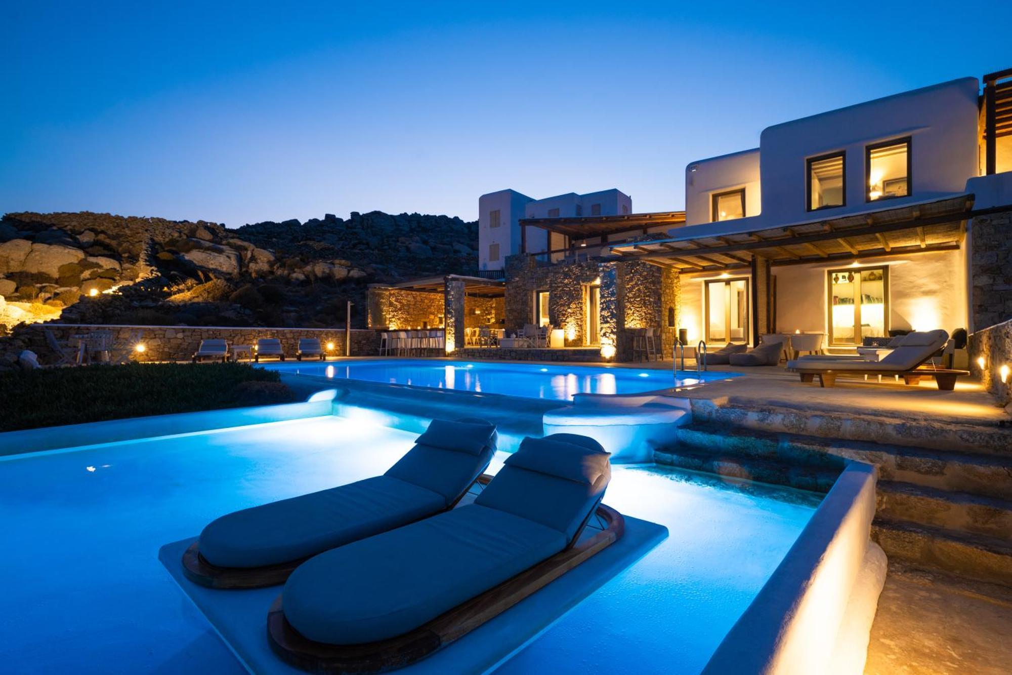 Amallini Suites Mykonos 超级天堂海滩 外观 照片