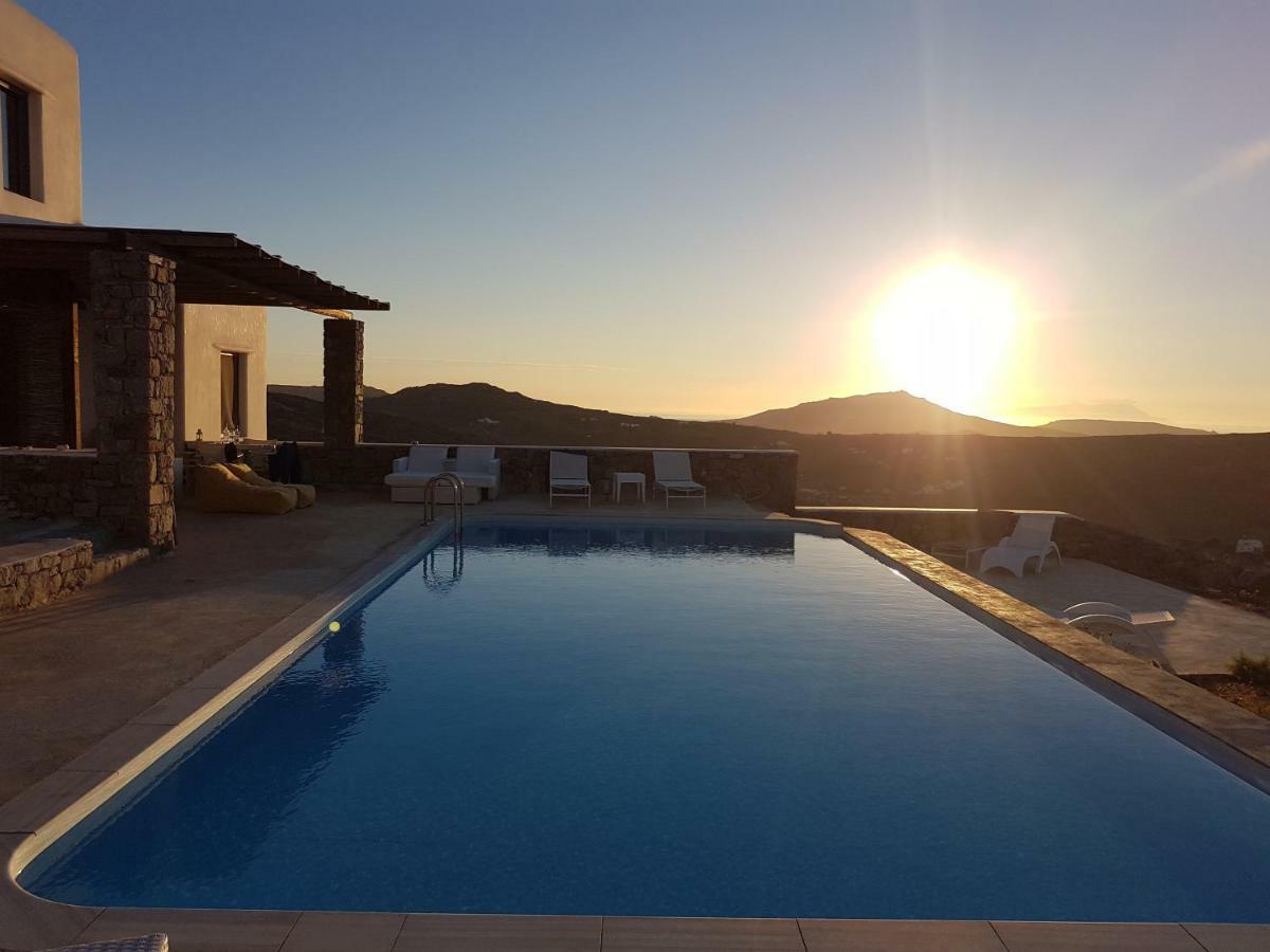 Amallini Suites Mykonos 超级天堂海滩 外观 照片